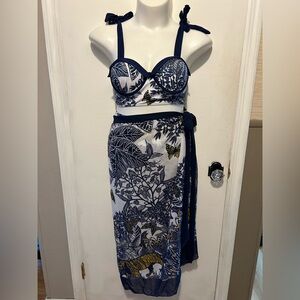 NEW - Navy & White Botanical Bikini and Wrap Skirt Set - Size: Large